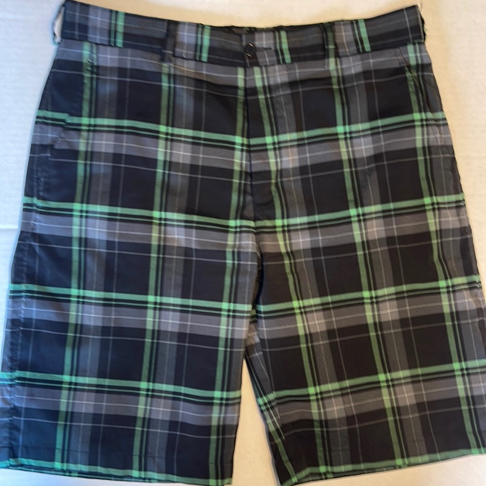 Men’s Snake Eyes plaid shorts